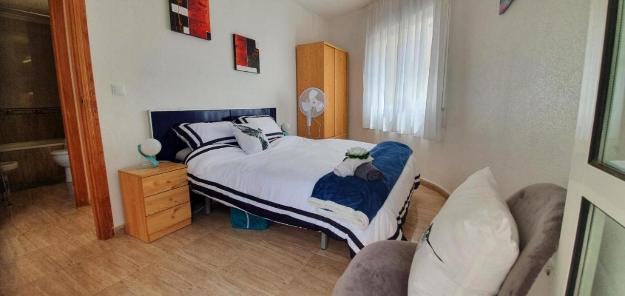 Harbour View - 2 Bed Apt - Torreviejaアパートメント エクステリア 写真